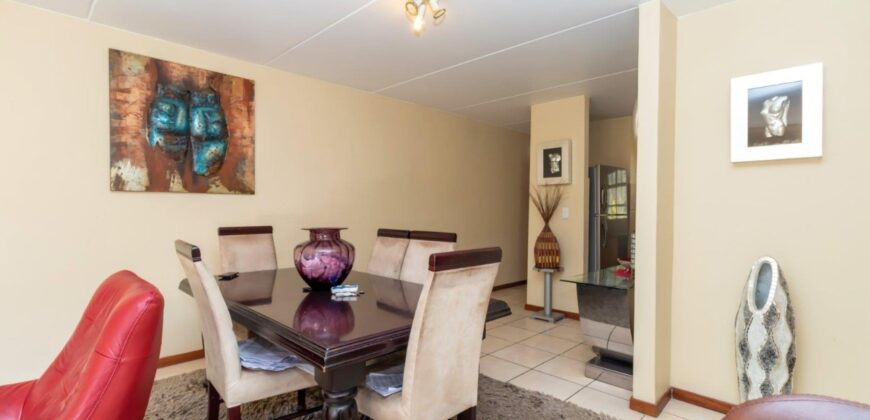 2 Bedroom Apartment / Flat for Sale in Paulshof